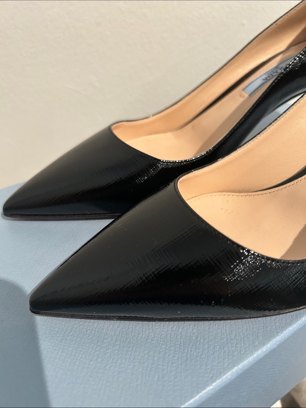 Prada Pumps NEW WITH BOX - Picture 3 of 4